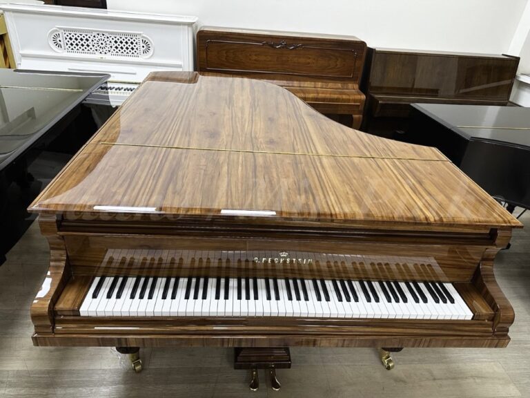 Рояль C. Bechstein