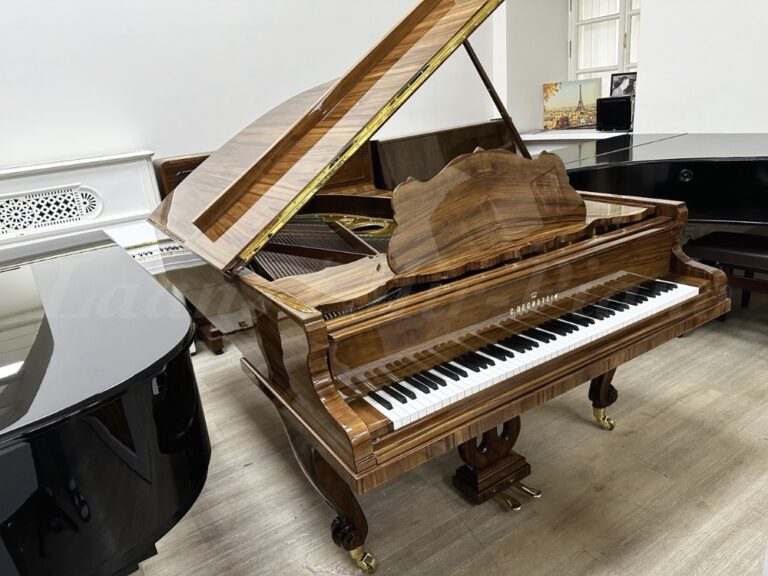 Рояль C. Bechstein