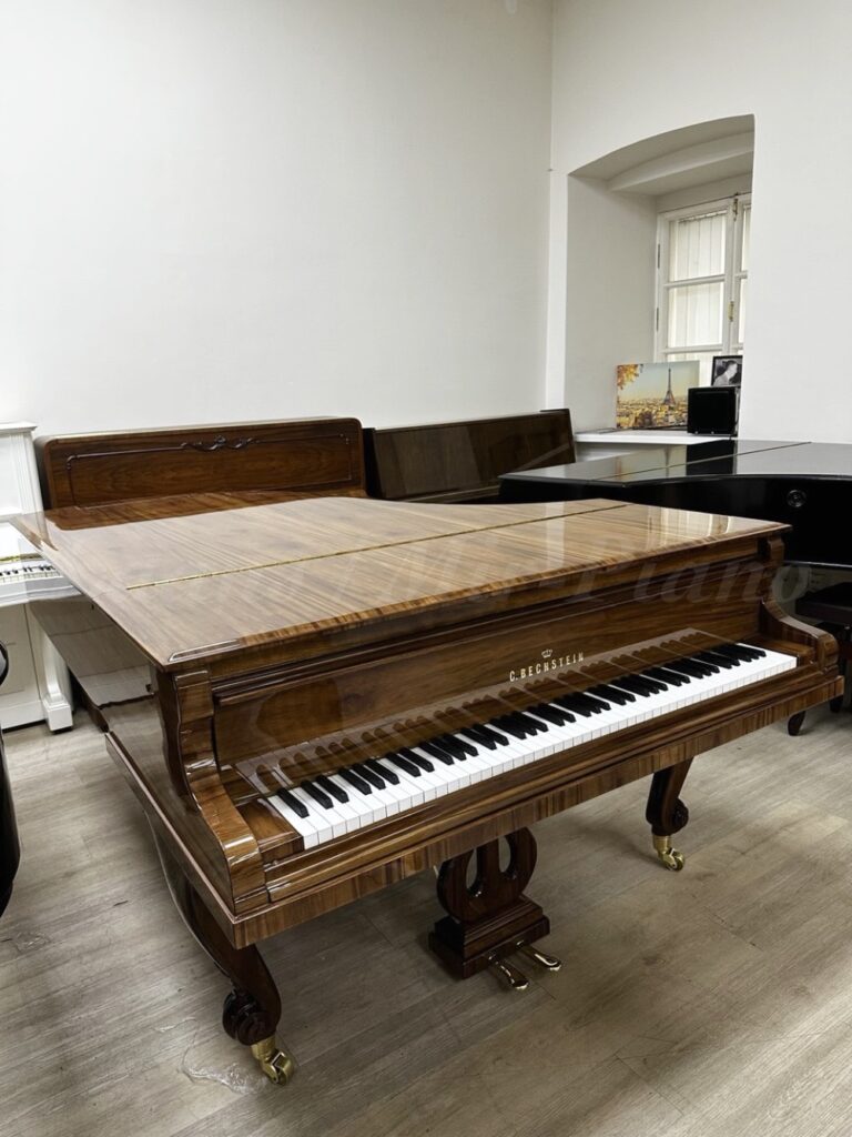 Рояль C. Bechstein