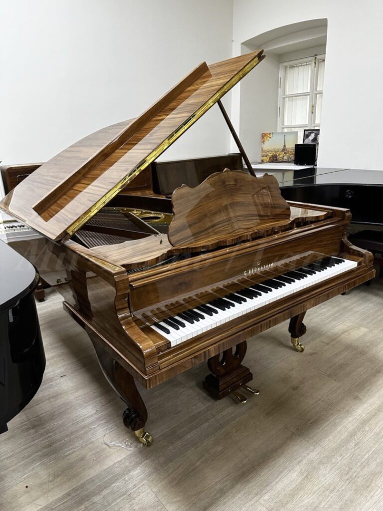 Рояль C. Bechstein